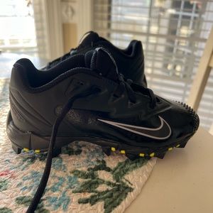 Boys Nike Baseball Cleats sz 13c